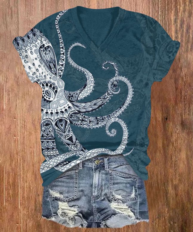 Alternative view of Octpus Print V-neck T-shirt